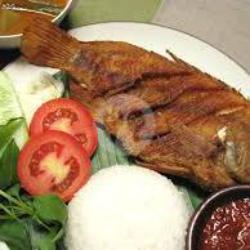 Paket Nasi Ikan Nila Geprek Pedas