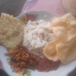 Nasi Uduk Gorengan