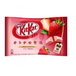 Roti Pandan Kitkat Japanese Strawberry