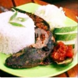 Paket Lengkap Lele Bakar Manis Pedas