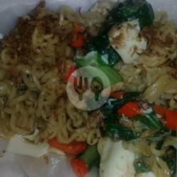 Indome Goreng Telor Cabe