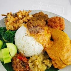 Nasi   Ayam Gule. Sayur Komplit