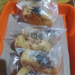 Kue Pukis Coklat Keju