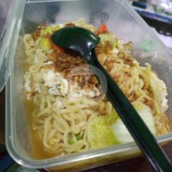 Mie Kuah Sawi Telor Box