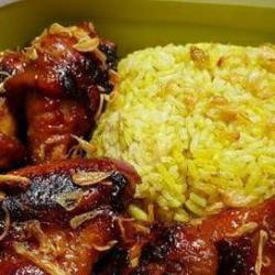 Nasi Kuning Ayam Bakar