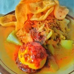 Lontong Sayur  Telor Extra Sambel Pedas