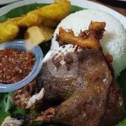 Bebek Peking Bakar Komplit