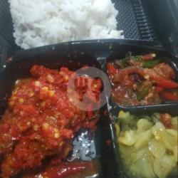 Ikan Sambal Merah