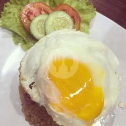 Telor Setengah Matang