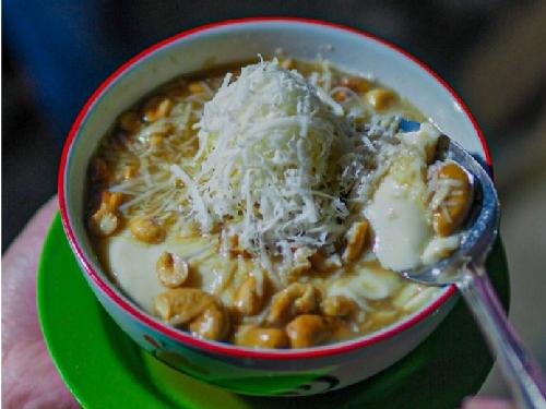 Kembang Tahu Dan Susu Jahe Merah Naomi Matraman Gofood