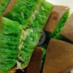 Martabak Wijen Keju Pandan