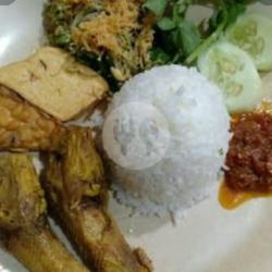 Nasi Campur Kepala Ayam / Bebek