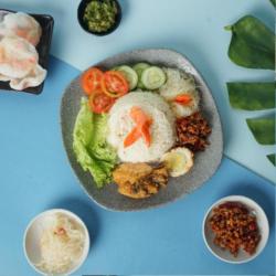 Nasi Liwet Telur Ayam