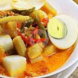 Lontong Sayur Jakarta Komplit