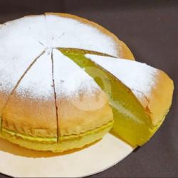 Ajie Sponge Cake Pandan Cream