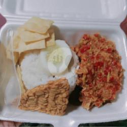 Ayam Geprek Sambel Pencet