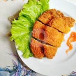 Nasi Chicken Katsu Telur Dadar