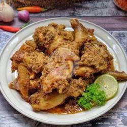 Ramas Ayam Rendang   Gratis Teh Goyang