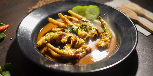 Ayam Pedas & Gyudon Ngecesss, Mulungan Wetan