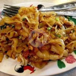 Kwetiau Goreng Telur