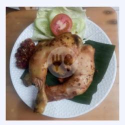 Ayam Goreng/bakar 3 Potong