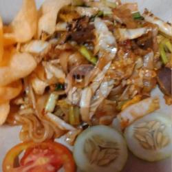 Kwetiau Goreng Bakso