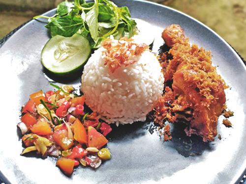 Ayam Goreng Lengkuas, Dapur Mpokocha, PPI-Manyar