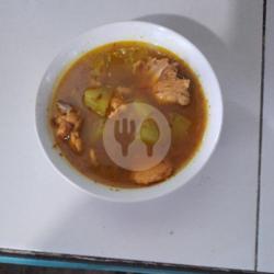 Soto Ayam Garang Asem Khas Tampak Siring, Halal Ayam