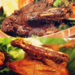 Bebek Goreng