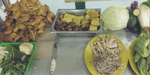 Tif Sangkuriang Berkah Seafood, Engku
