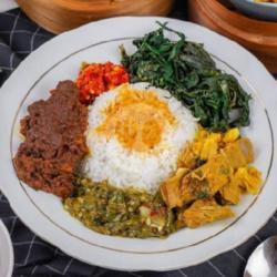 Nasi Rendang   Pergedel   Tahu Tempe   Teh Botol