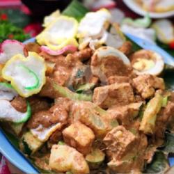 Gado Gado Sayur Komplit