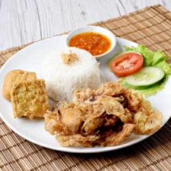 Nasi Ayam Sarang Telur