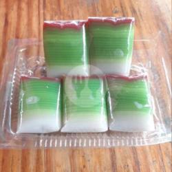 Kue Lapis Pelangi