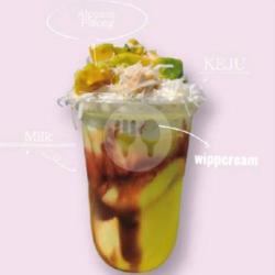 Juice Alpukat Smoothies