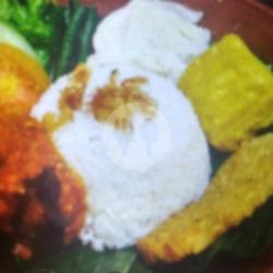 Nasi Tempe Tahu Penyet