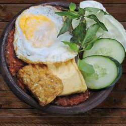 Nasi Telor Tahu Tempe