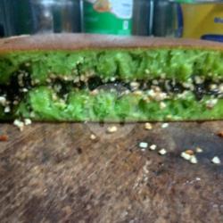 Terang Bulan Wijen Kacang Adonan Pandan