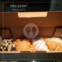 Paket Croissant Isi 4 Pcs