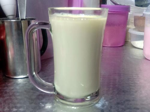 Monge Milk 100% Susu Sapi Murni, Serang