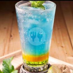 Mochtail Blue Soda