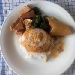 Nasi Gulai Tunjang