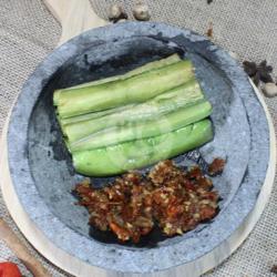 Lalapan Cobek Terong Goreng Sambal Terasi