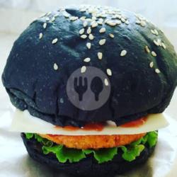 Black Burger Chicken   Keju