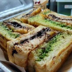 Greentea Crunchy - Coklat