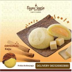 Bakpia Kukus Tugu Original Keju