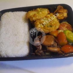 Bento - Jimbaran Honey Grilled Squid Balinese Sauce ( Halal ) White Rice  W/ Corn Cake