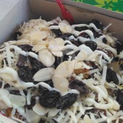 Pisang Crispy Almond-kismis