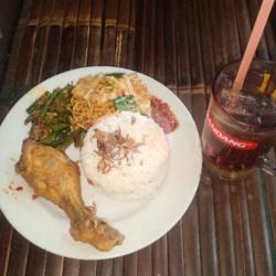 Nasi   Ayam   Tumis   Esteh Manis