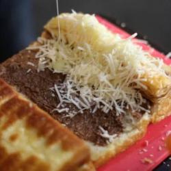 Crunchy Choco Cheese Toast